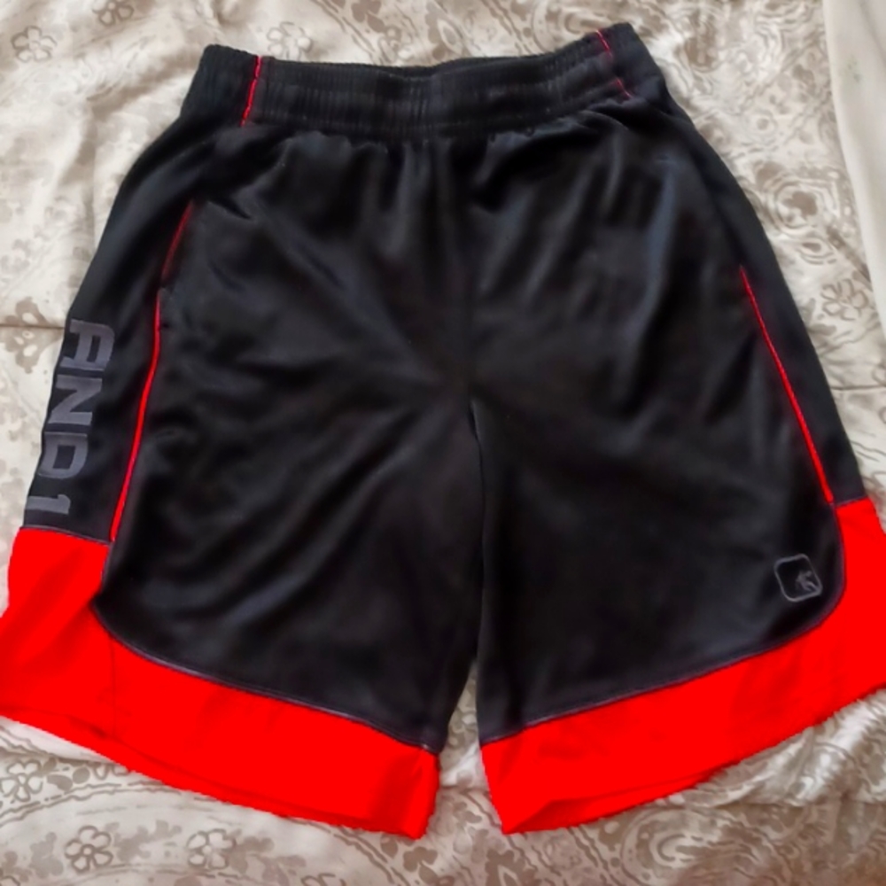 And-1 basketball 🏀 shorts medium!